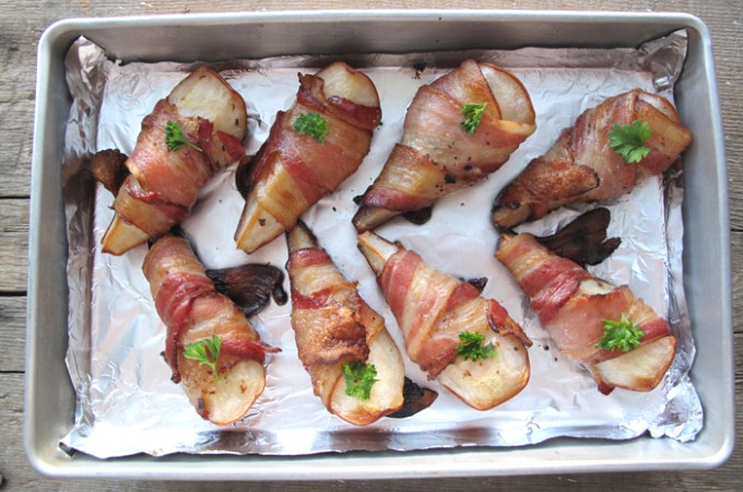 AIP / Bacon wrapped pears - easy paleo appetizer